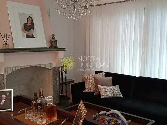 Casa com 220m² 3 quartos e 4 banheiros, para alugar, no bairro Floresta em Joinville