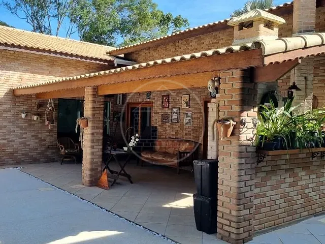 Casa com 920m² 3 quartos e 1 banheiro, à venda, no bairro Fazenda da Ilha em Embu-Guaçu