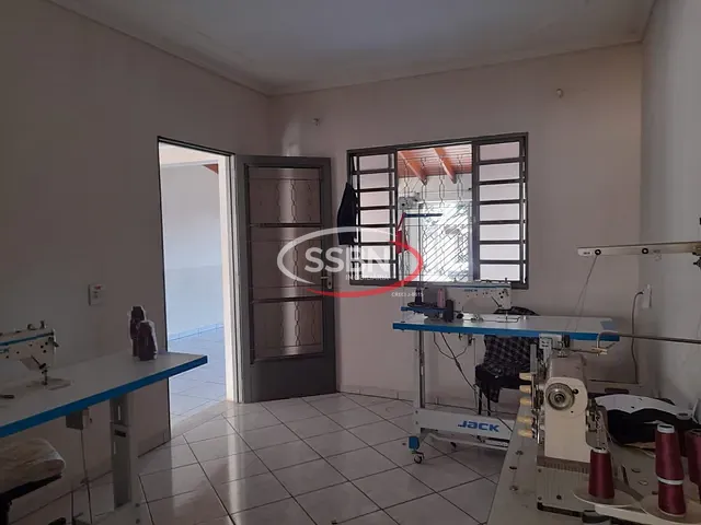 Casa 2 quartos e 4 banheiros, à venda, no bairro Jardim Bela Vista em Nova Odessa