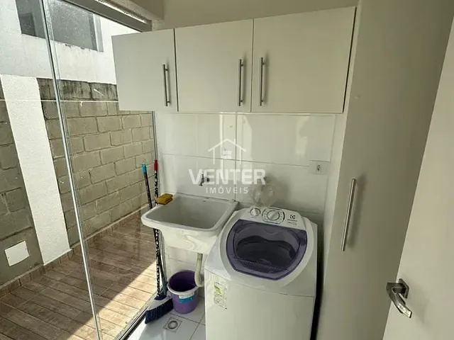 Casa 3 quartos e 3 banheiros, à venda ou para alugar, no bairro Vila Areao em Taubaté