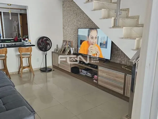 Casa 2 quartos e 2 banheiros, para alugar, no bairro Parque Nascente do Rio Capivara em Camaçari