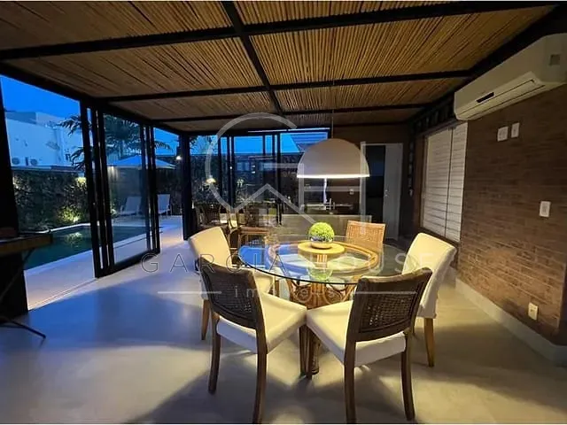 Casa com 370m² 3 quartos e 5 banheiros, à venda, no bairro Vila do Golf em Ribeirão Preto