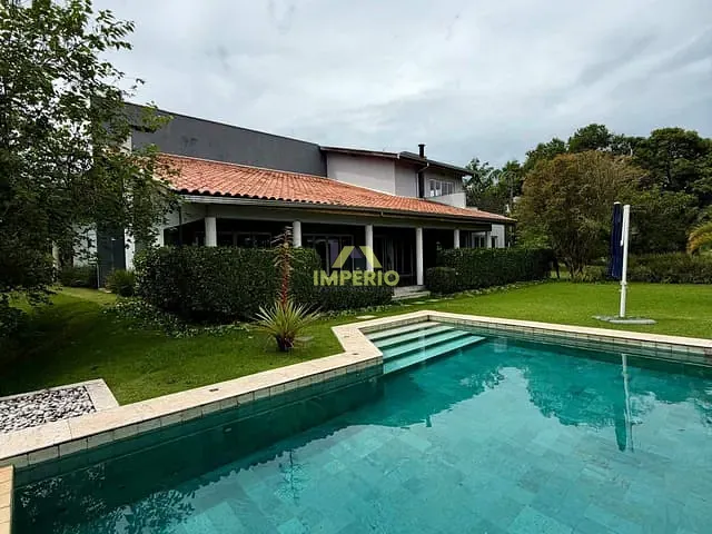 Casa com 2470m² 3 quartos e 4 banheiros, à venda, no bairro Condomínio Fechado Village Haras São Luiz II em Salto