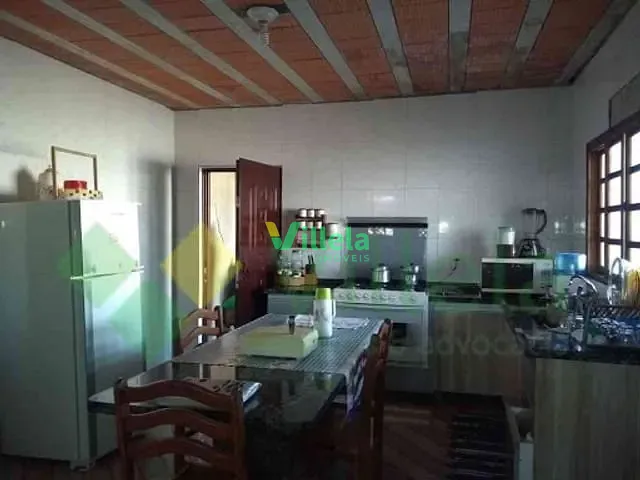 Casa 3 quartos e 2 banheiros, à venda, no bairro Vila Itaquassu em Itaquaquecetuba