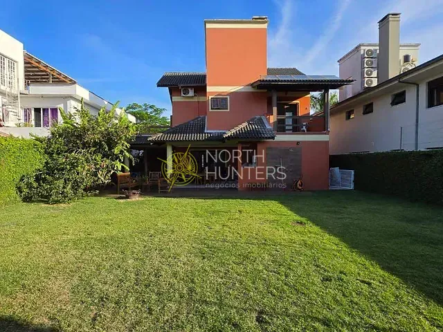 Casa com 450m² 3 quartos e 3 banheiros, à venda, no bairro Jurerê Internacional em Florianópolis