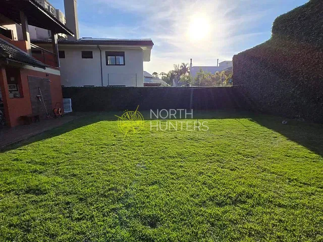 Casa com 450m² 3 quartos e 3 banheiros, à venda, no bairro Jurerê Internacional em Florianópolis