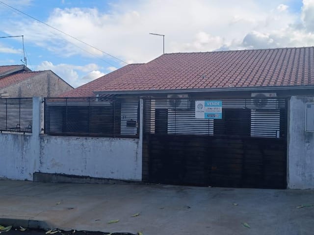 Casa 3 quartos e 1 banheiro, à venda, no bairro Jardim Alvorada em Cambé