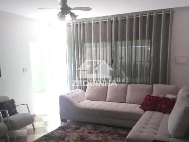 Casa com 280m² 3 quartos e 4 banheiros, à venda, no bairro Metalurgicos em Osasco