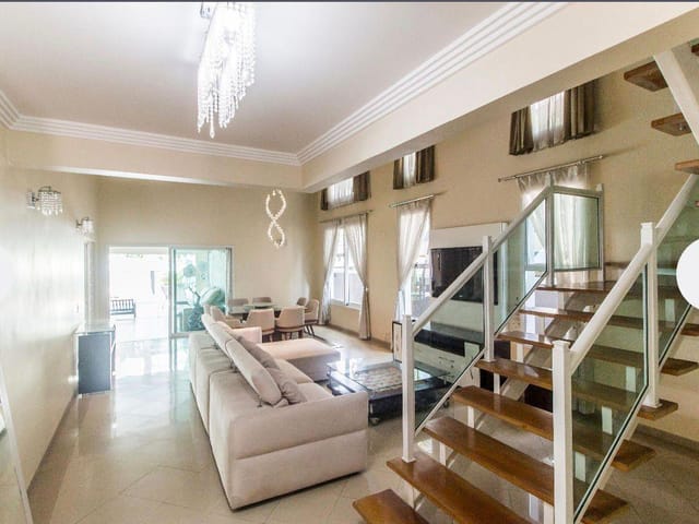 Casa com 520m² 4 quartos e 5 banheiros, à venda ou para alugar, no bairro Alphaville em Santana de Parnaíba