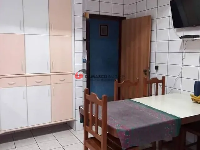 Casa com 257m² 4 quartos e 3 banheiros, à venda, no bairro Jardim Orlandina em São Bernardo do Campo