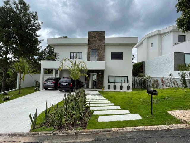Casa com 620m² 4 quartos e 6 banheiros, à venda ou para alugar, no bairro Alphaville em Santana de Parnaíba