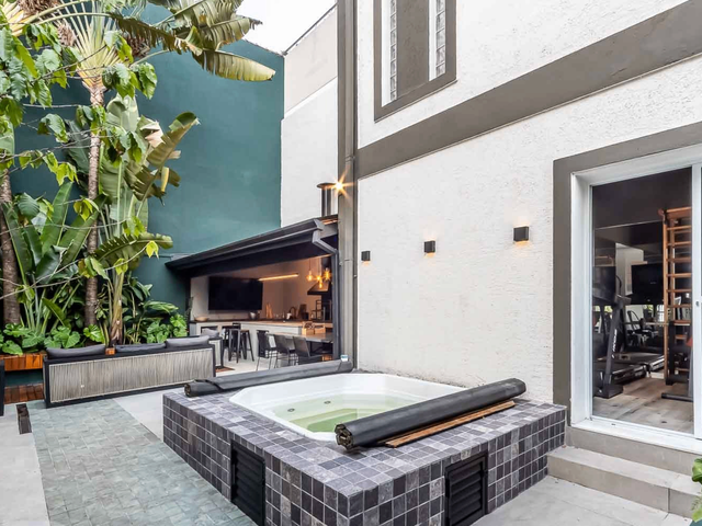 Casa 3 quartos e 5 banheiros, à venda ou para alugar, no bairro Brooklin Paulista em São Paulo
