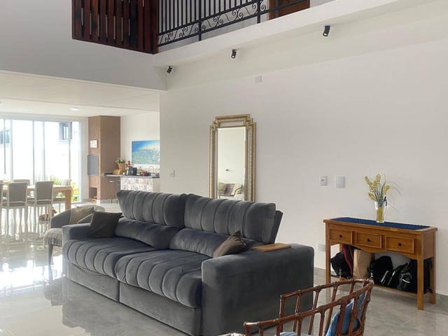 Casa com 435m² 5 quartos e 5 banheiros, à venda, no bairro Cidade Tamboré em Santana de Parnaíba