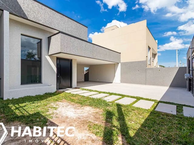 Casa 3 quartos e 5 banheiros, à venda, no bairro Boqueirão em Curitiba