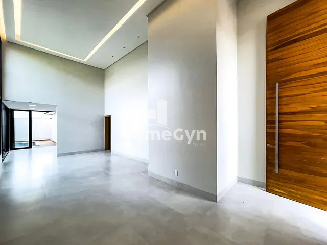 Casa com 300m² 3 quartos e 4 banheiros, à venda, no bairro Jardins Barcelona em Senador Canedo