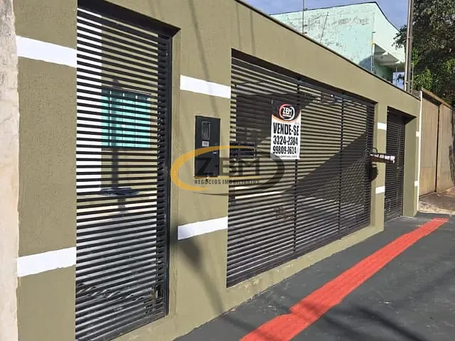 Casa com 275m² 3 quartos e 3 banheiros, à venda, no bairro Pacaembu em Londrina