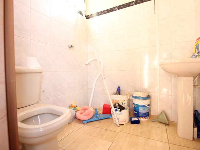 Casa com 300m² 1 quarto e 2 banheiros, à venda, no bairro Parque Residencial Tereza Cristina em São João da Boa Vista