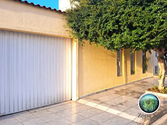 Casa com 250m² 3 quartos e 3 banheiros, à venda, no bairro Jardim Bertanha em Sorocaba