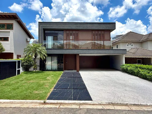 Casa com 530m² 6 quartos e 7 banheiros, à venda ou para alugar, no bairro Alphaville em Santana de Parnaíba