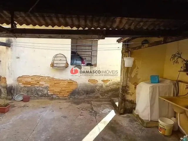Casa com 500m² 3 quartos e 1 banheiro, à venda, no bairro Santa Maria em São Caetano do Sul