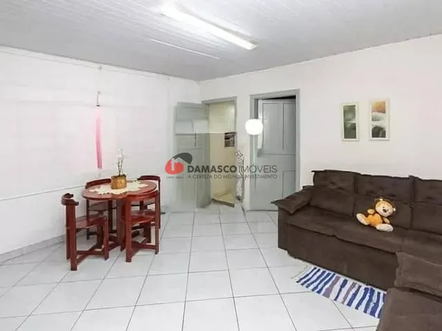 Casa com 240m² 3 quartos e 2 banheiros, à venda, no bairro Jardim Ana Rosa em São Paulo
