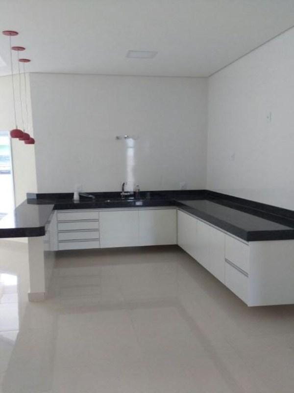 Casa, 3 quartos, 180 m² - Foto 13