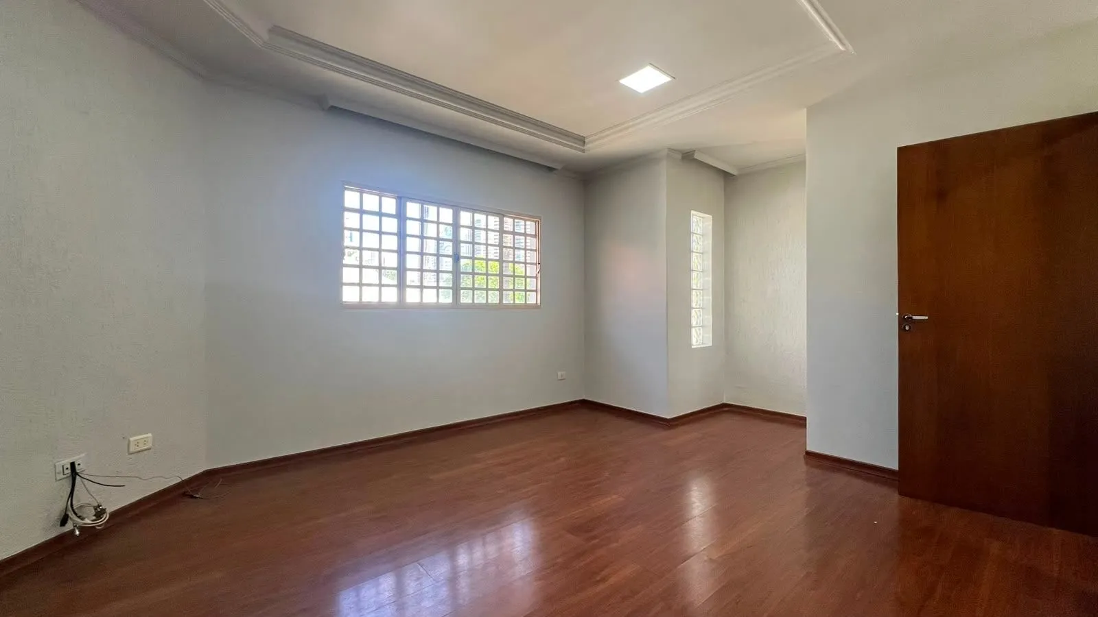 Casa, 3 quartos, 290 m² - Foto 4