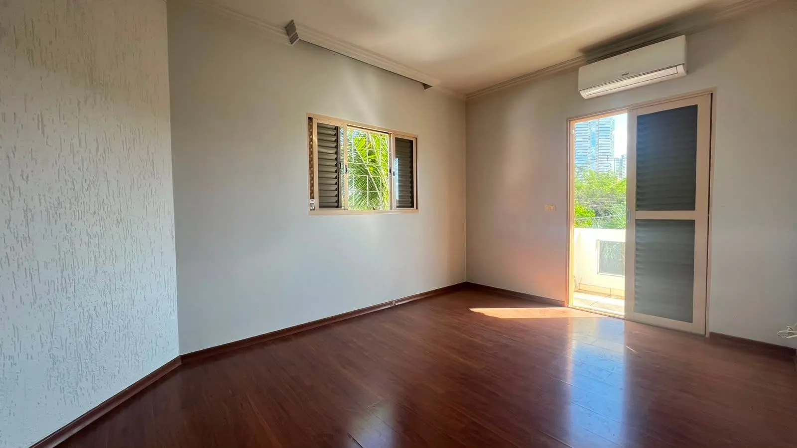 Casa, 3 quartos, 290 m² - Foto 34