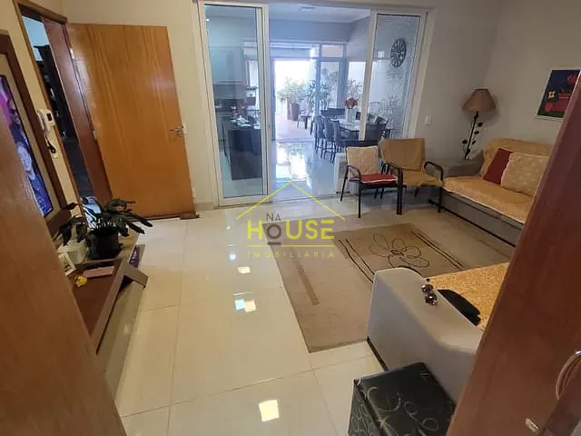 Casa com 300m² 3 quartos e 3 banheiros, à venda, no bairro Jardim Alvorada em Votuporanga