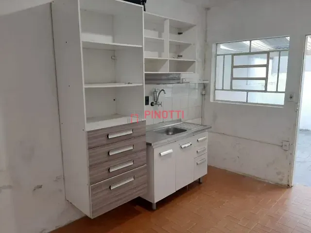 Casa 1 quarto e 1 banheiro, à venda, no bairro Vila Apiaí em Santo André