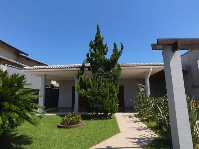 Casa com 504m² 4 quartos e 3 banheiros, à venda, no bairro Morada da Praia em Bertioga