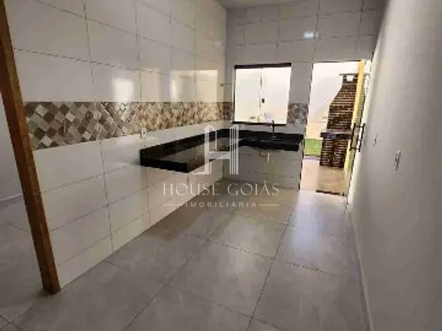 Casa com 132m² 3 quartos e 2 banheiros, à venda, no bairro Setor Ponta Kayana em Trindade