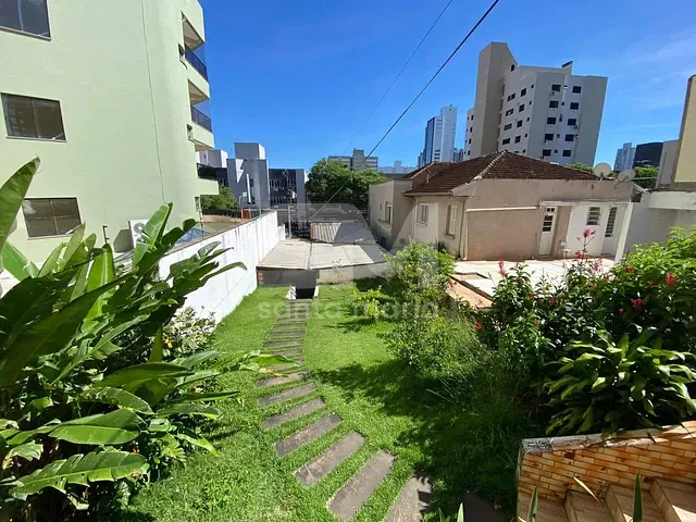 Casa 3 quartos e 1 banheiro, para alugar, no bairro Centro em Chapecó