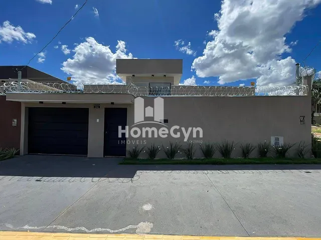 Casa com 242m² 3 quartos e 2 banheiros, à venda, no bairro Jardim Helvécia em Aparecida de Goiânia