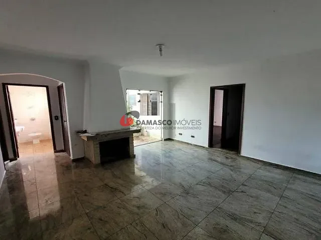 Casa com 223m² 3 quartos e 3 banheiros, à venda, no bairro Osvaldo Cruz em São Caetano do Sul