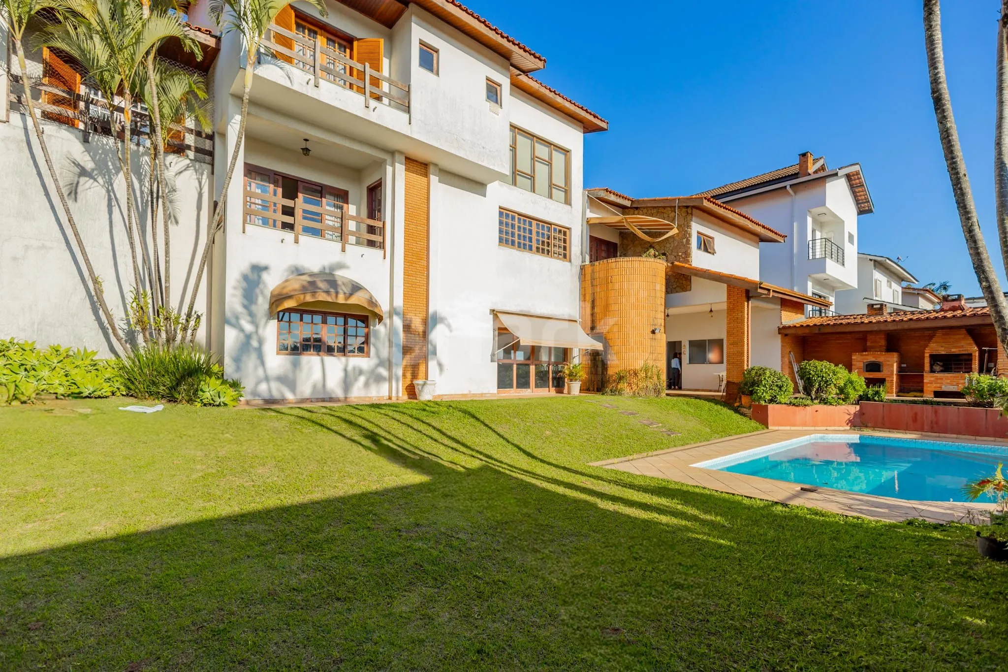Casa em Alphaville — foto 1