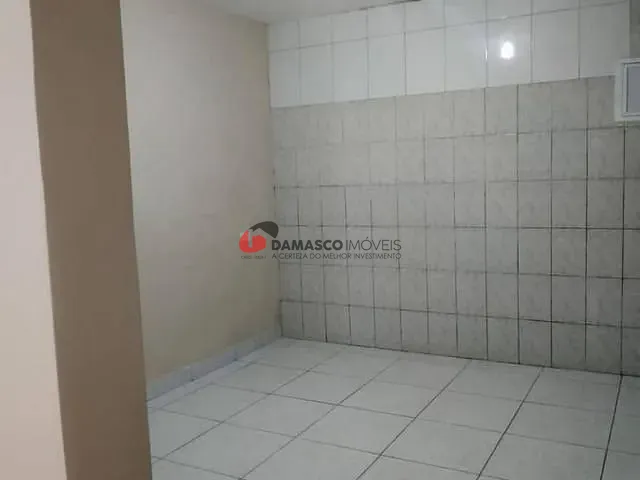 Casa com 250m² 2 quartos e 1 banheiro, à venda, no bairro Santa Maria em Santo André