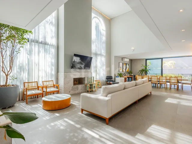 Casa com 471m² 4 quartos e 7 banheiros, à venda ou para alugar, no bairro Alphaville em Santana de Parnaíba