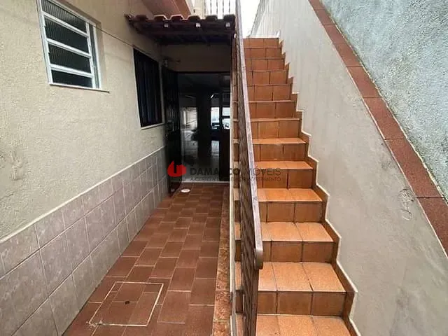 Casa com 201m² 2 quartos e 1 banheiro, à venda, no bairro Vila Palmares em Santo André