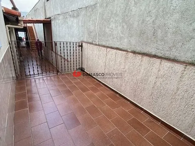 Casa com 201m² 2 quartos e 1 banheiro, à venda, no bairro Vila Palmares em Santo André