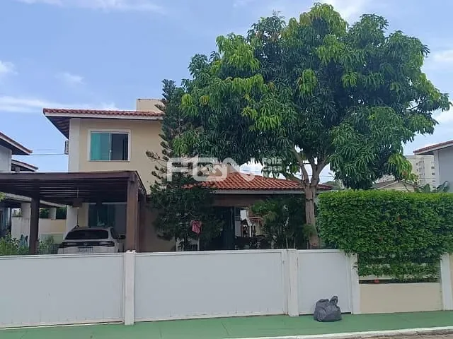 Casa com 340m² 3 quartos e 4 banheiros, à venda, no bairro Buraquinho em Lauro de Freitas