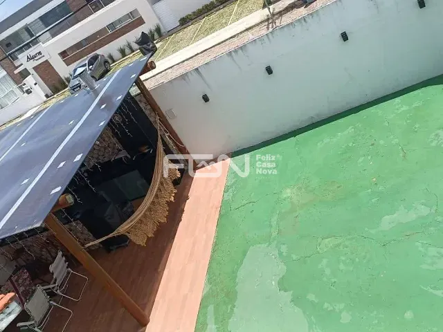 Casa com 340m² 3 quartos e 4 banheiros, à venda, no bairro Buraquinho em Lauro de Freitas