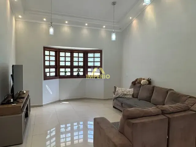 Casa com 1800m² 4 quartos e 5 banheiros, à venda ou para alugar, no bairro Condomínio Monte Belo em Salto