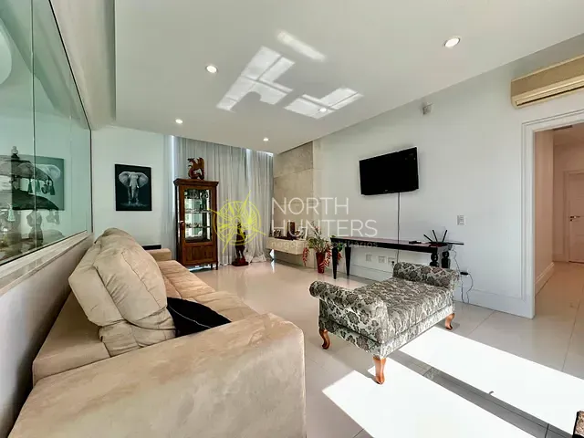 Casa com 613m² 6 quartos e 5 banheiros, à venda, no bairro Jurerê Internacional em Florianópolis