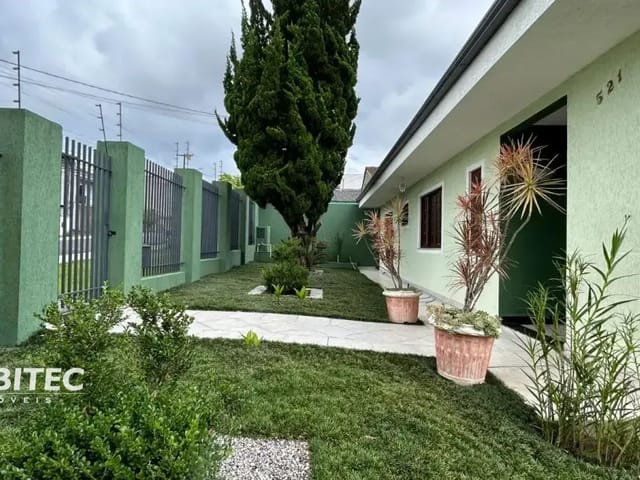 Casa 4 quartos e 3 banheiros, à venda, no bairro Campo Comprido em Curitiba