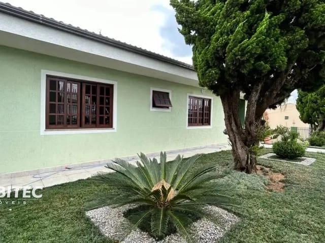 Casa 4 quartos e 3 banheiros, à venda, no bairro Campo Comprido em Curitiba