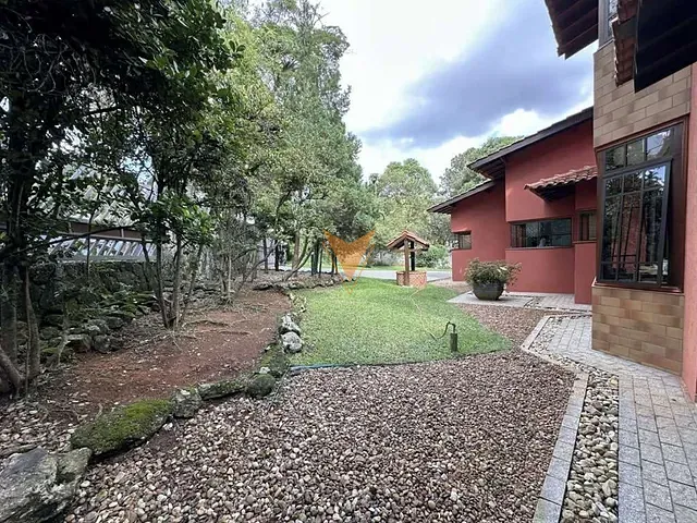 Casa com 1325m² 3 quartos e 5 banheiros, à venda, no bairro Vila Vianna em Cotia