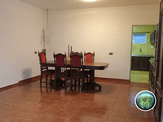 Casa 2 quartos e 2 banheiros, para alugar, no bairro Centro em Votorantim