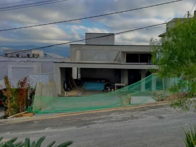 Casa 3 quartos e 5 banheiros, à venda, no bairro Alphaville em Santana de Parnaíba