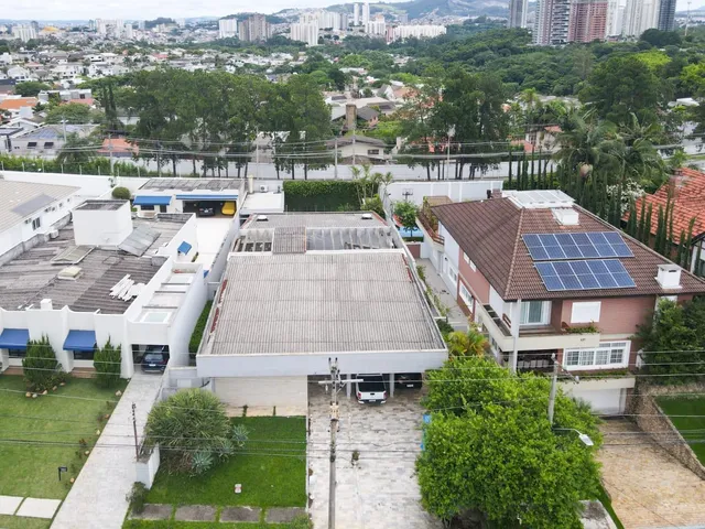 Casa com 704m² 4 quartos e 6 banheiros, à venda, no bairro Alphaville Residencial Um em Barueri